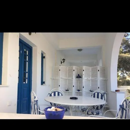 公寓 Lovely House Infront Of The In Molos